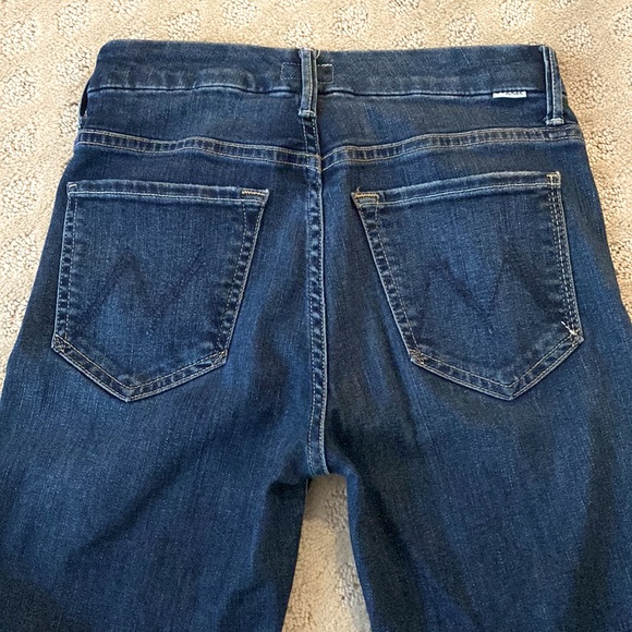 MOTHER HIGH WAISTED LOOKER ANKLE FRAY - Picture 3 of 7